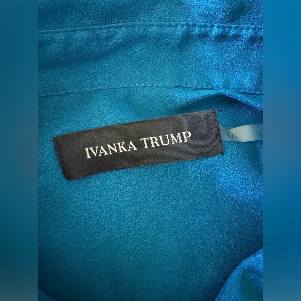 Ivanka Trump blouse - Picture 3 of 8